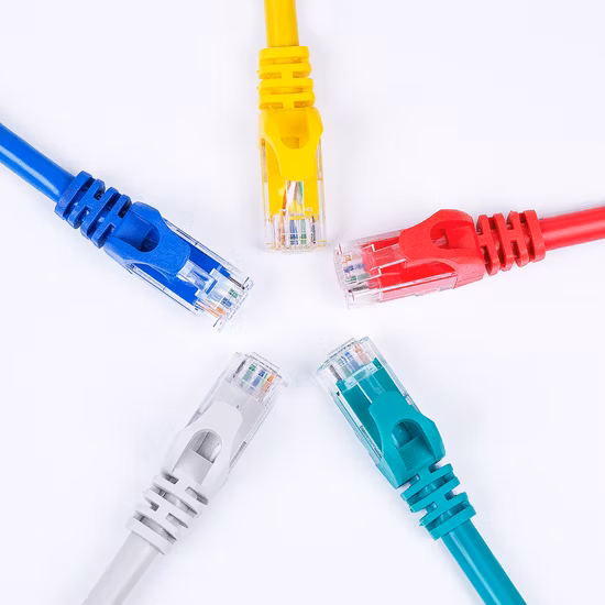 Cordón de remiendo del Internet de la red de 23AWG 26AWG CE RoHS CAT6 CAT6A UTP